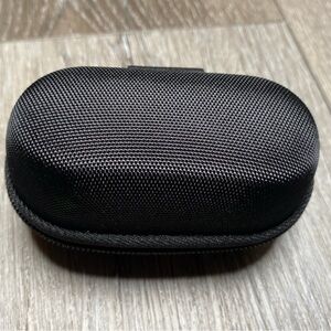 skullcandy earbud case